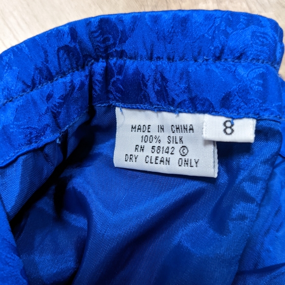 Royal Blue Floral Print 100% Silk Skirt - Picture 9 of 9